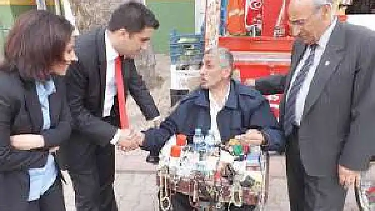 '''Sadakaya Muhtaç Ettiler'''