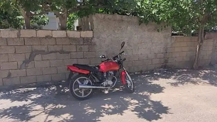 'Park halindeki motosiklet çalındı'