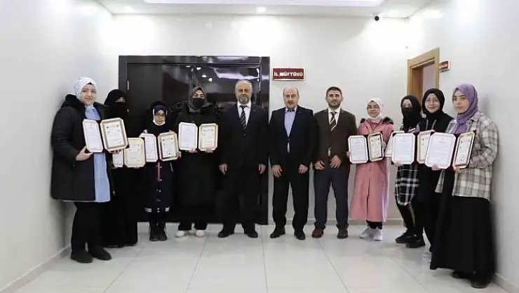 'Pehlivan´dan 9 öğrenciye hafızlık belgesi'