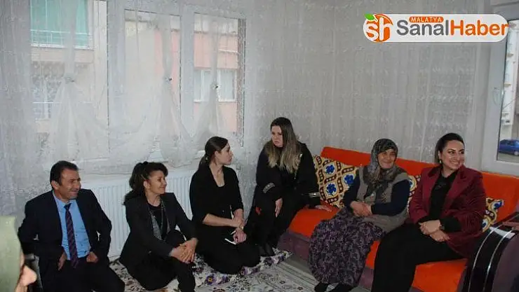 Pekmez'den şehit ailelerine ziyaret