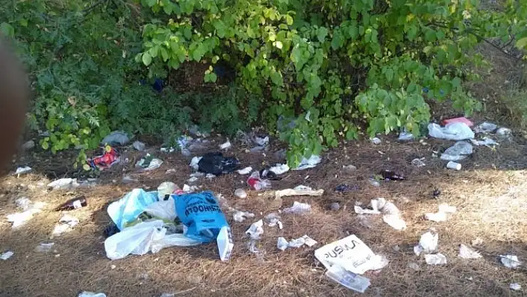 'Piknik alanı çöplüğe döndü'