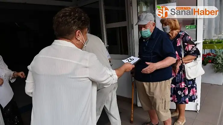 Polonya, Cumhurbaşkanlığı seçimi için sandık başında
