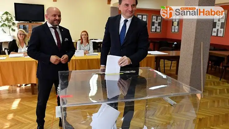 Polonyalılar sandık başında