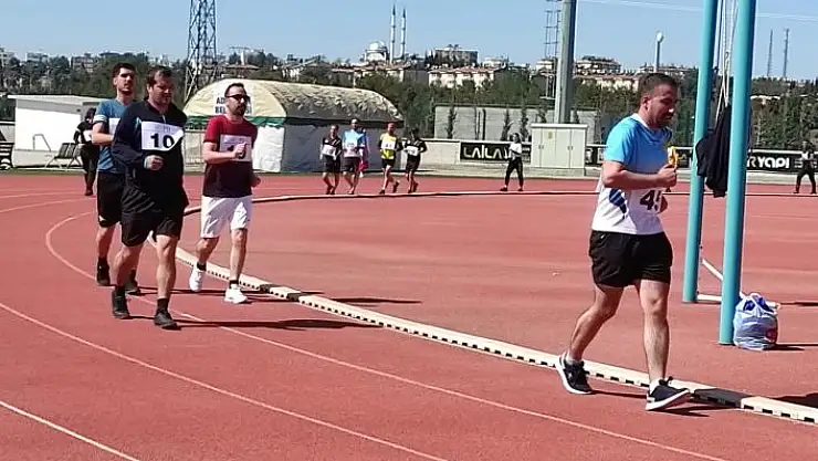 'Postacılar kıyasıya mücadele etti'