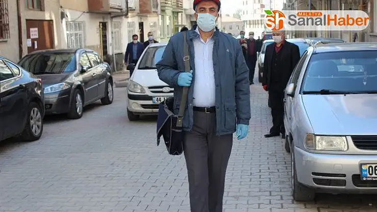 Postacıların maske dağıtımına destek