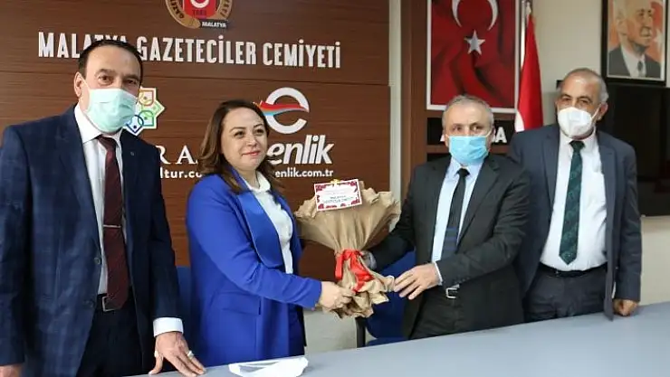 'Rektör Karabulut´tan sağlıkçılara saygı vurgusu'