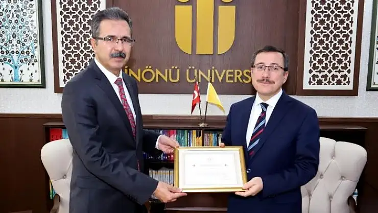 'Rektör Kızılay´a markalaşma teşekkürü'