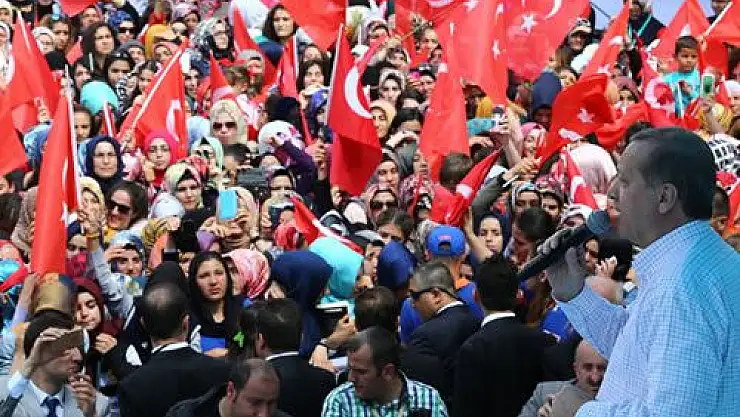 'CUMHURBAŞKANI OLARAK BEN MİLLETİN TARAFINDAYIM'''''