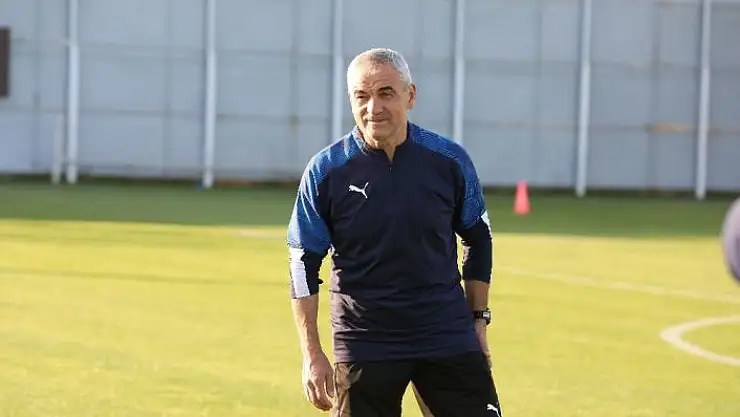 'Rıza Çalımbay: ''Hiçbir takım hazır değil'''