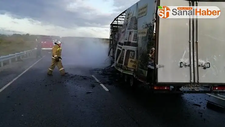 Rusya'da feci kaza: 3 kişi yanarak öldü
