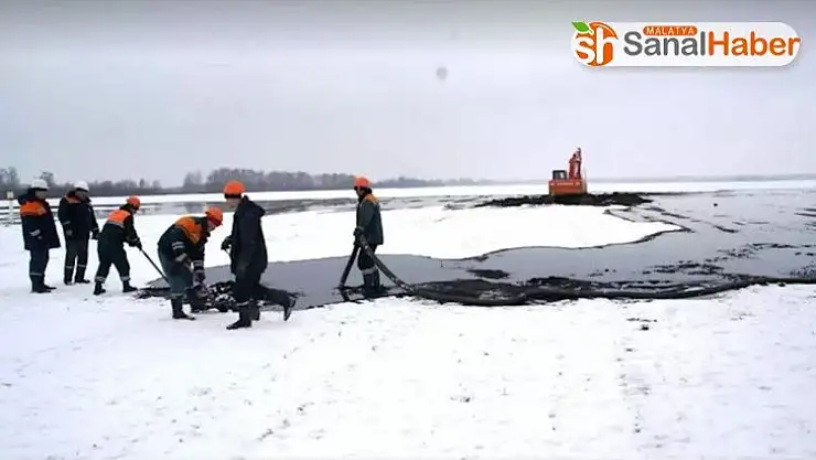 Rusya'nın Belarus'tan geçen petrol boru hattında patlama