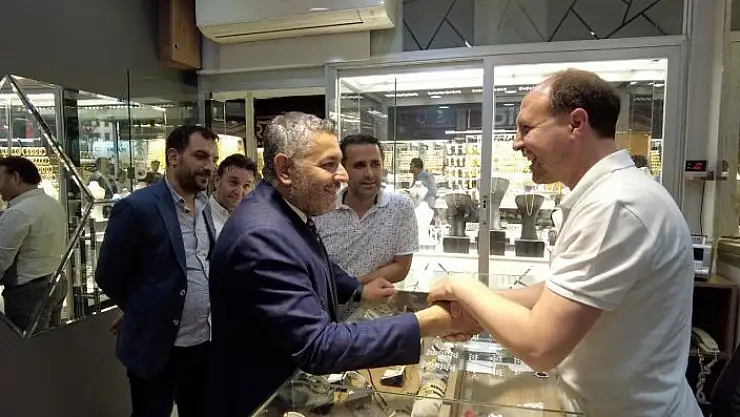 'Sadıkoğlu, ''Pusula rengimiz beyaz'''