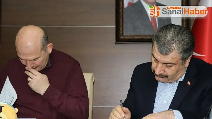 Sağlık Bakanı Koca: 'Şu anda hastanelerde tedavi gören 7'si yoğun bakım 64 yaralı mevcut'