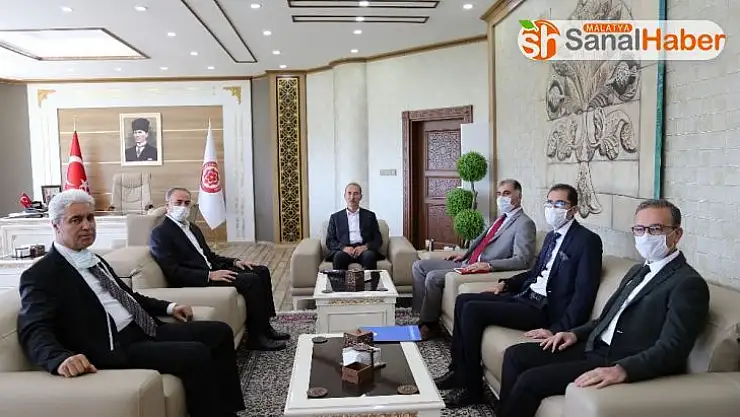 Sağlık çalışanlarının tüm ek ödemeleri gerçekleştirildi