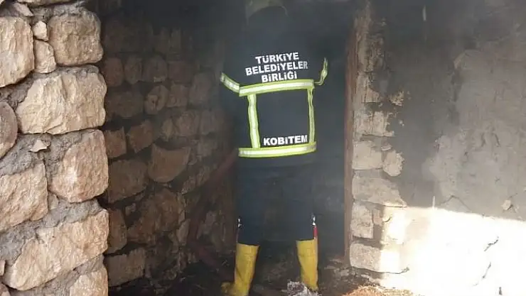 'Samanlıkta çıkan yangın korkuttu'