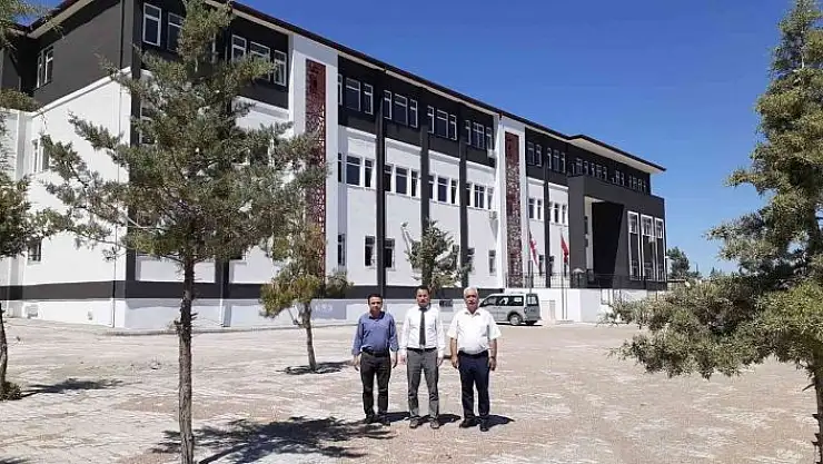 'Samsat´ta öğrenciler konteyner sınıflarından kurtuldu'