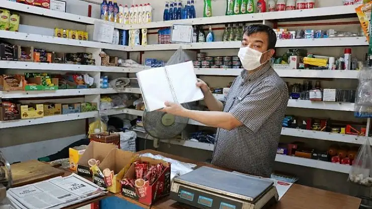 'Sanayide çalışan kalfa ve çırakların bakkal borcunu ödedi'