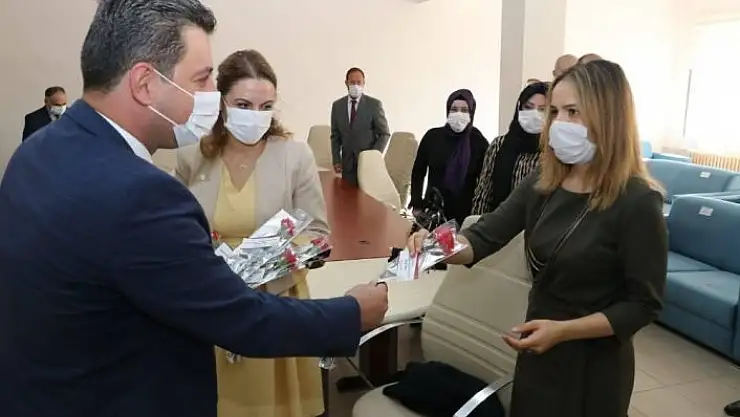 'Savaşçı: ''Kutsal bir mesleği icra ediyorsunuz'''