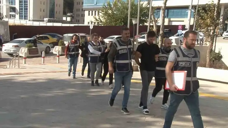 'Şehidin evini soyan 3 hırsız, 312 saatlik kamera incelemesinin ardından yakalandı'