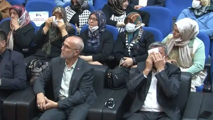 'Şehit Ömer Halisdemirin babası konuştu, herkes ağladı'