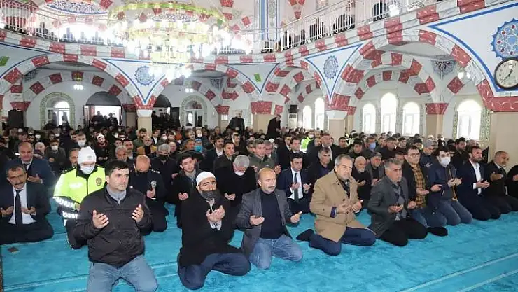 'Şehit polis memuru Eyü Saz için mevlit okutuldu'