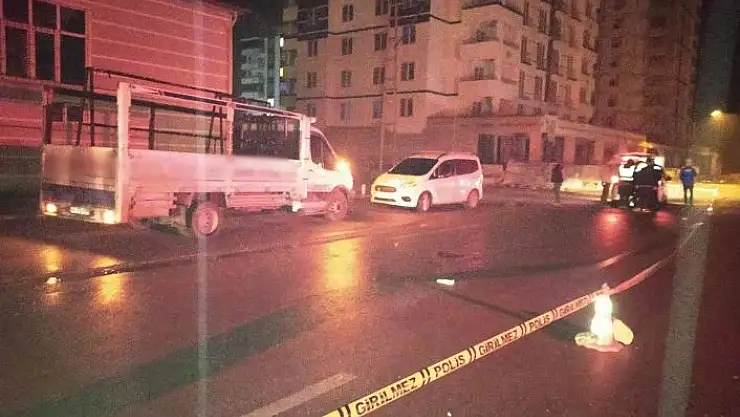 'Seyir halindeki kamyonetten düşen çocuk hayatını kaybetti'