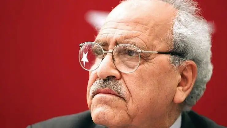 'Sezai Karakoç´a fahri hemşehrilik beratı'