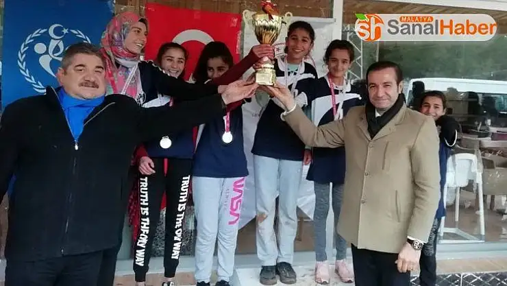 Sincik, kros şampiyonu oldu