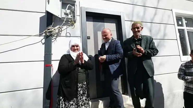 'Sincikli depremzedeler yeni yuvalarına kavuştu'