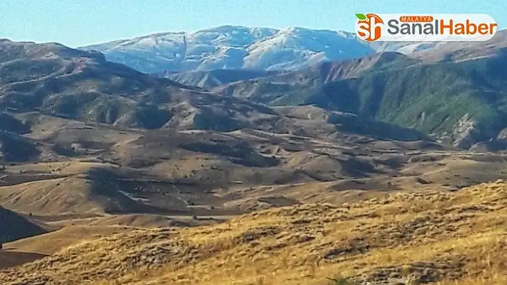 Sivas'a mevsimin ilk karı düştü