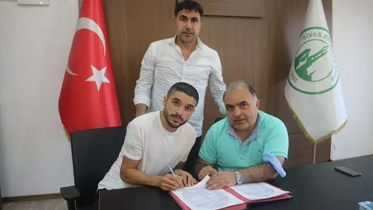 'Sivas Belediyespor, İbrahim Yakup İnal´ı transfer etti'