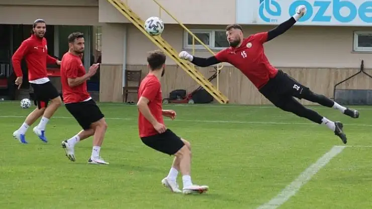 'Sivas Belediyespor, Sakaryaspor maçı hazırlıklarına devam etti'