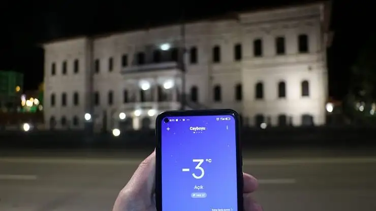 'Sivas Mayıs ayında dondu, termometreler eksi 3 dereceyi gösterdi'