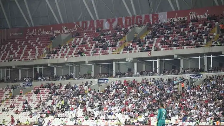 'Sivas Spor taraftarı maçlara gitmiyor'