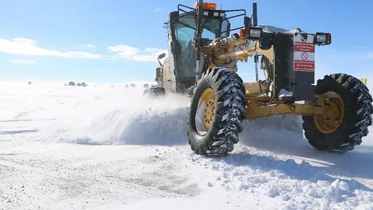 'Sivas´ta 48 köy yolu ulaşıma kapandı'