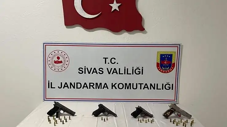 'Sivas´ta 8 adet ruhsatsız tabanca ele geçirildi'