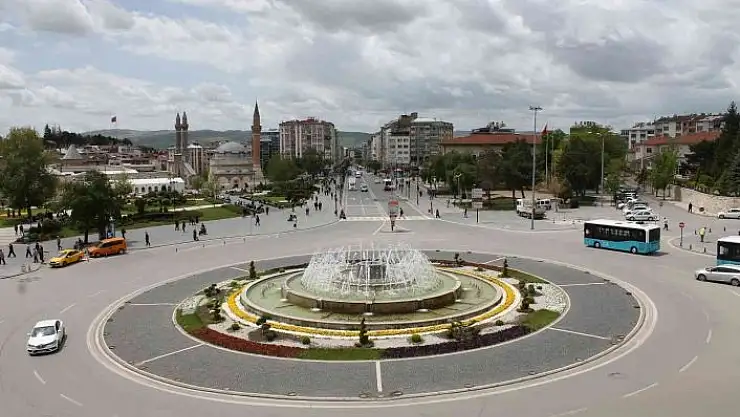 'Sivas´ta  9 ayda 2 bin 622 daireye yapı ruhsatı verildi'