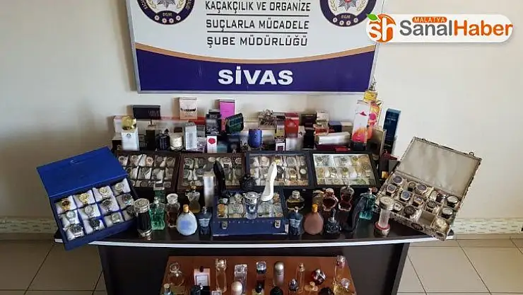 Sivas'ta çok sayıda kaçak kol saati ve parfüm ele geçirildi