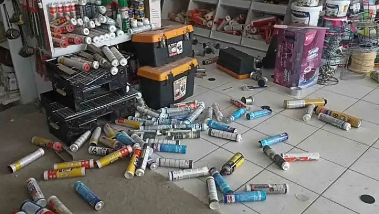 'Sivas´ta deprem güvenlik kamerasına yansıdı'