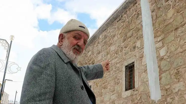 'Sivas´ta dev buz sarkıtları oluştu'