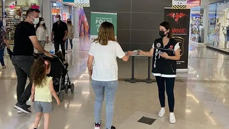 'Sivas´ta narkotik madde ihbar uygulaması anlattıldı'