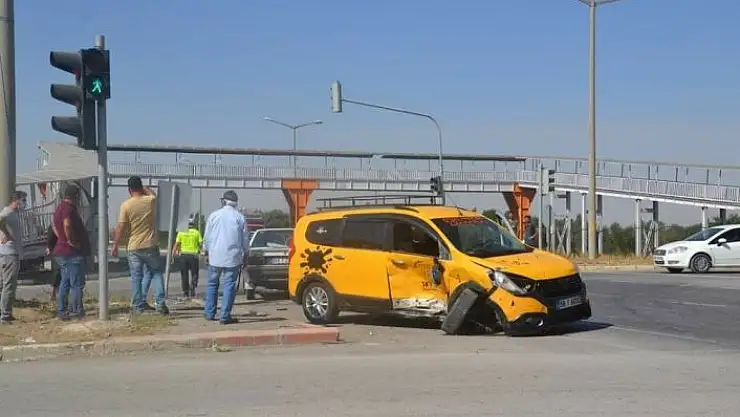 'Sivas´ta trafik kazası: 2 yaralı'