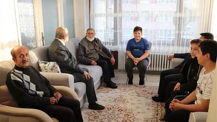 'Sivas´ta yaşayan emekli din görevlilerine vefa'