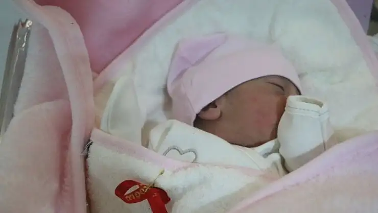 'Sivas´ta yeni yılın ilk bebeği 00.02´de doğdu'