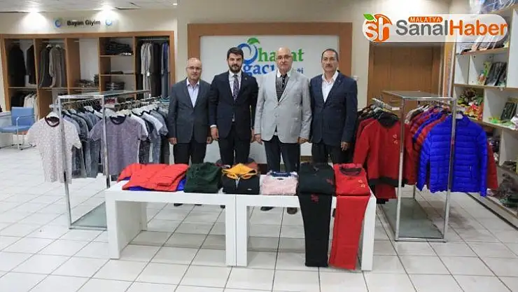 Sivaslı iş adamından anlamlı bağış
