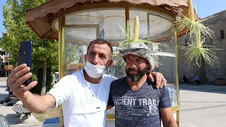 'Sivaslı Kangal çobanı, dünyaca ünlü Dan Bilzerian´a benzerliği ile dikkat çekiyor'