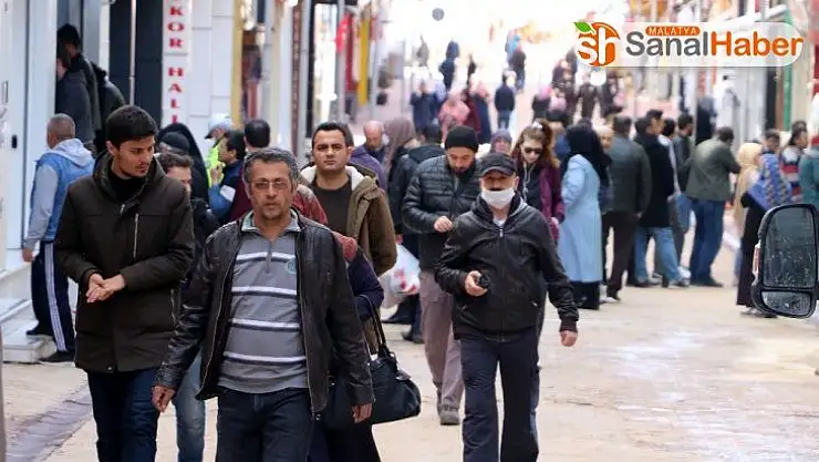 Sivaslılar, korona virüs uyarılarına aldırış etmedi