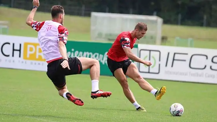 'Sivasspor Avusturya kampında son antrenmanını yaptı'