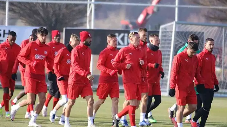 'Sivasspor, Başakşehir maçının taktiğini çalıştı'
