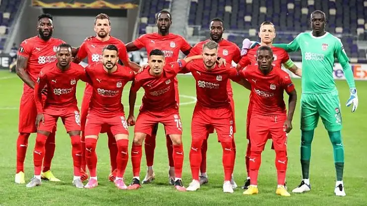 'Sivasspor´da 1 futbolcunun korona virüs testi pozitif çıktı'